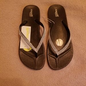 NWT Capelli Bling Flip Flops